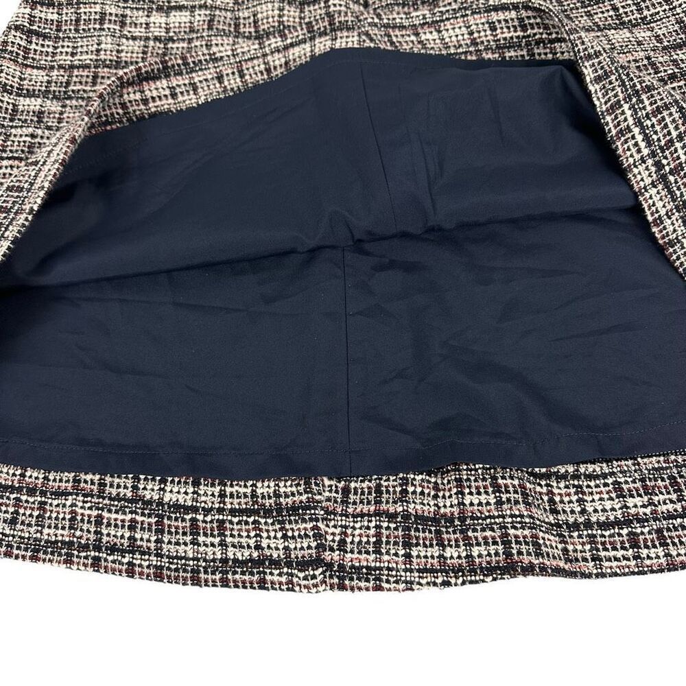 Ann Taylor Tweed Paneled Flared Skirt Size 4P - Picture 5 of 6